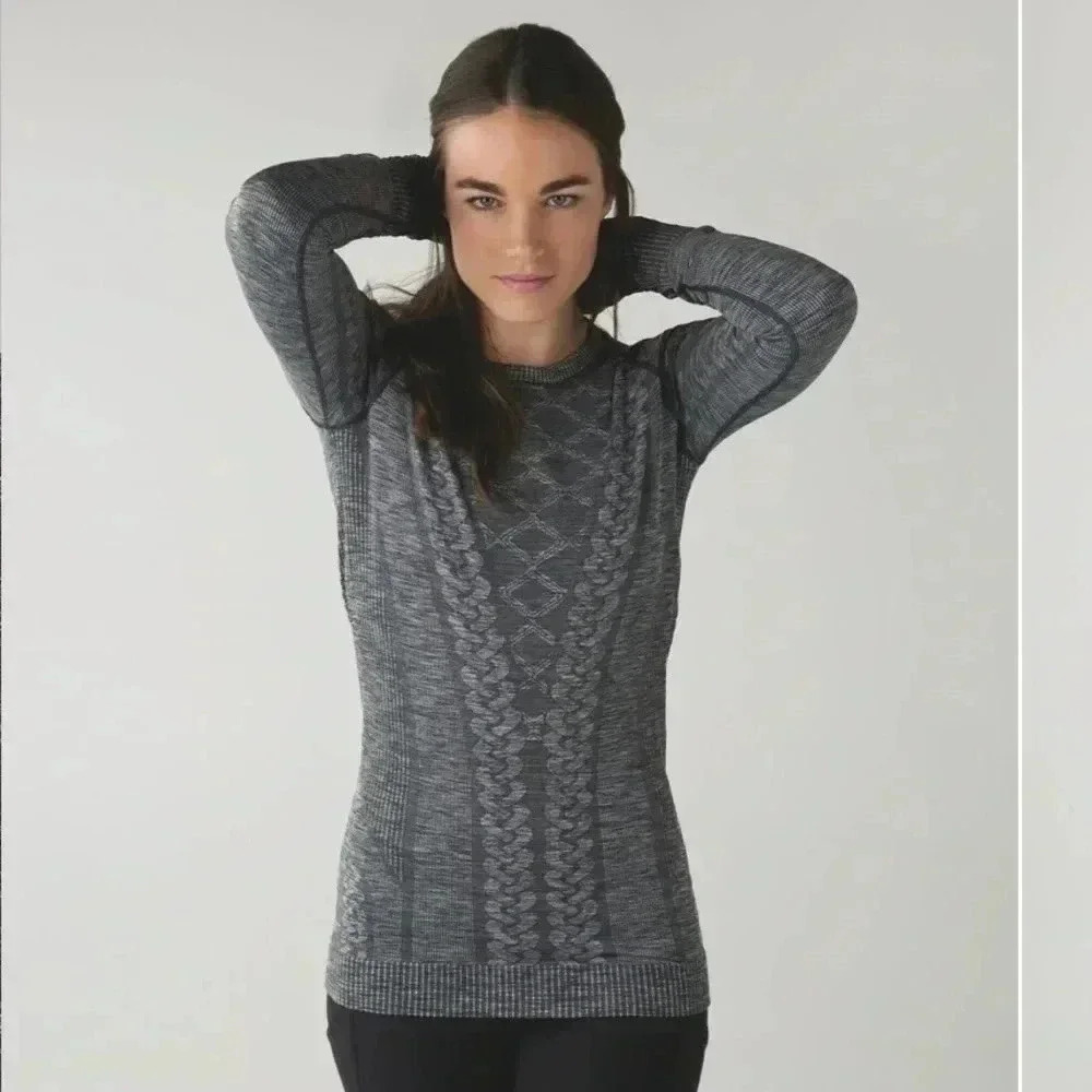 Lululemon‎ Women’s Rest Less Pullover (Second Release)
Heathered Black Size XS